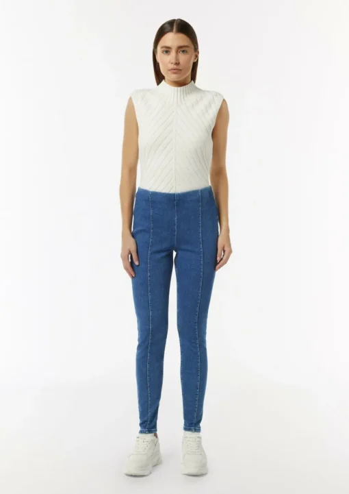 Elastische Jeggings mit Ziernähten