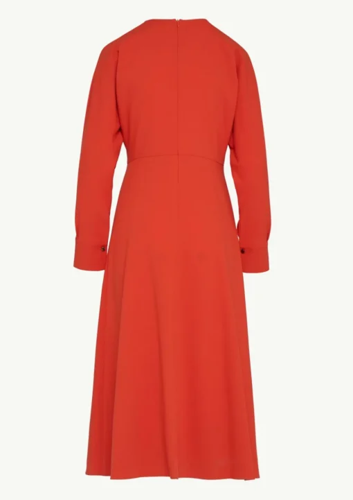Fließendes Crepe-Kleid mit V-Ausschnitt