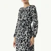 Gemustertes Midi-Kleid mit Faltenausschnitt