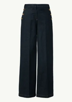 Jeans mit dunkler Waschung