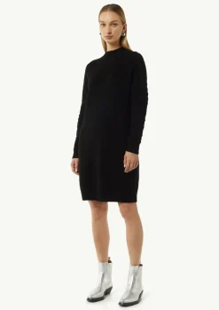 Kleid mit Zopfmuster-Detail