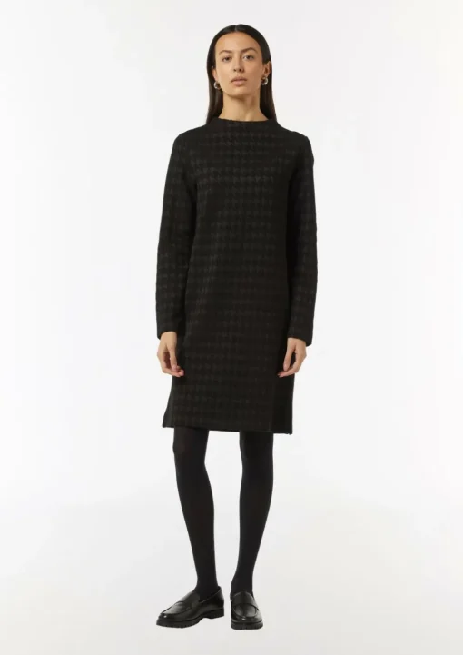 Kurzes Jerseykleid mit Hahnentrittmuster