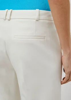 Loose: Hose mit High Rise-Bund