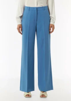 Marlenehose mit Bügelfalten