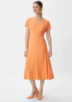 Midi-Kleid aus Satin