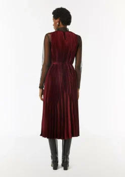 Plissee-Kleid aus Viskose mit Gürtel