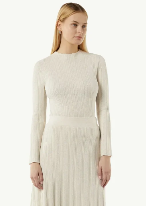 Strukturierter Feinstrickpullover im Slim Fit