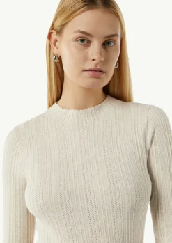Strukturierter Feinstrickpullover im Slim Fit