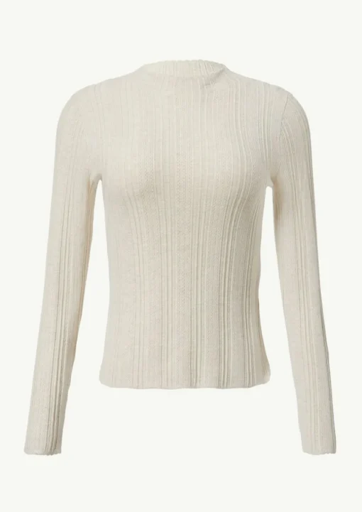 Strukturierter Feinstrickpullover im Slim Fit