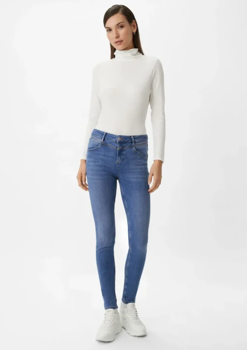 Super skinny: Jeans mit Sattelbund