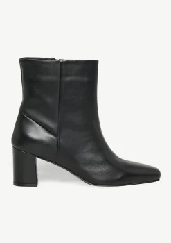 Absatz-Stiefelette aus Glattleder