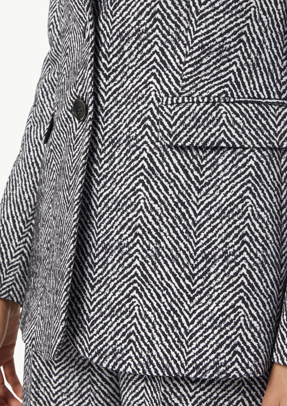 Antaillierter Blazer aus Jacquard