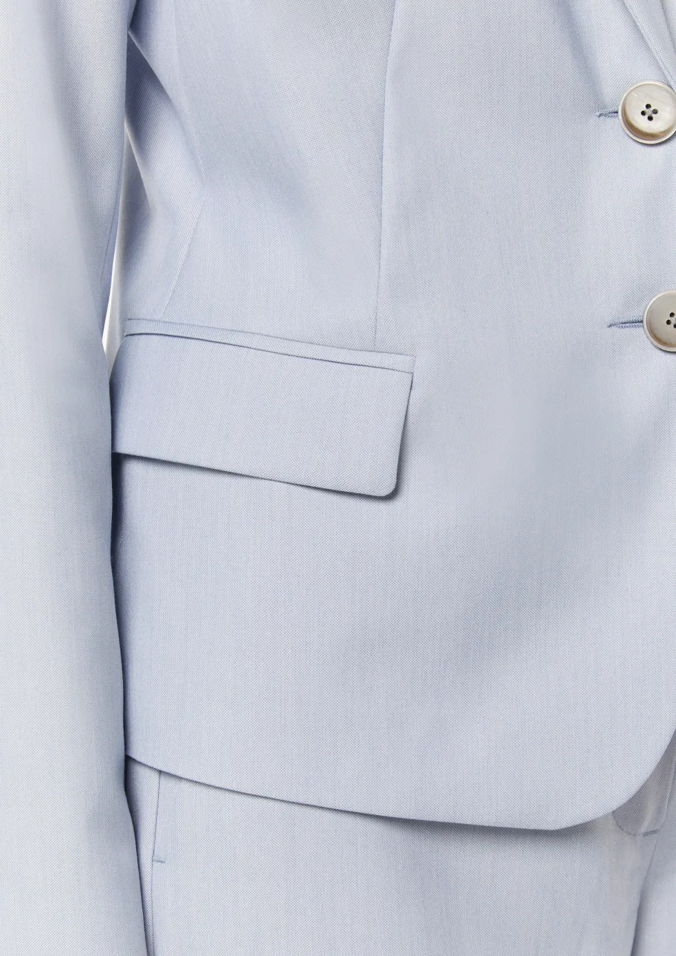 Antaillierter Blazer aus Viskosemix