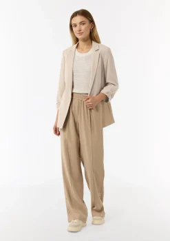 Antaillierter Blazer aus Viskosetwill