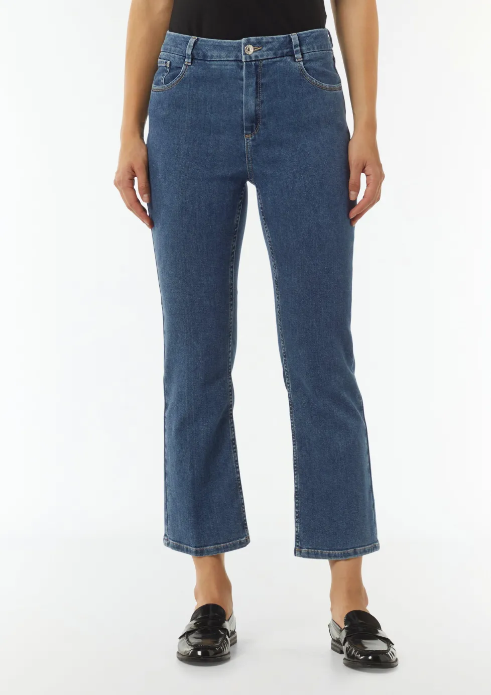 Ausgestellte Ankle-Jeans