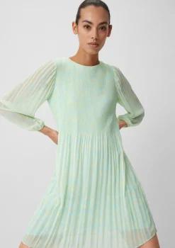 Chiffonkleid mit Plisseefalten