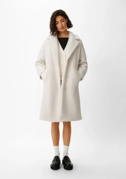 Mantel aus Teddyplüsch