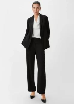 Ärmelloses Top mit Wasserfall-Ausschnitt