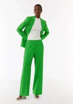 Taillierter Blazer mit Pattentaschen