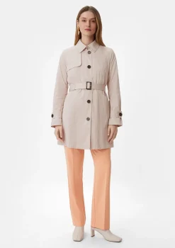 Taillierter Trenchcoat mit Bindegürtel