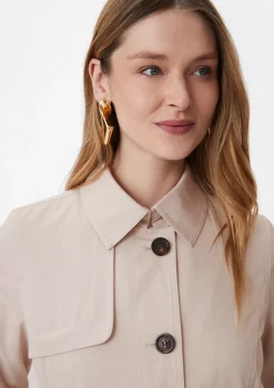 Taillierter Trenchcoat mit Bindegürtel