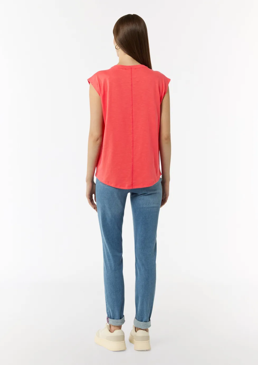 T-Shirt mit überschnittenen Schultern