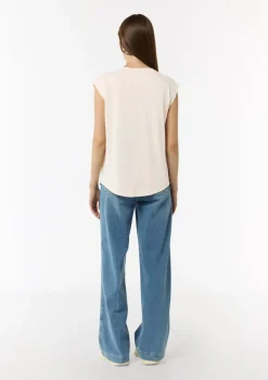 T-Shirt mit überschnittenen Schultern