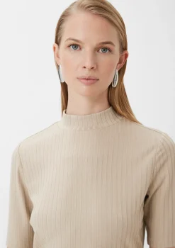 T-Shirt mit Turtleneck