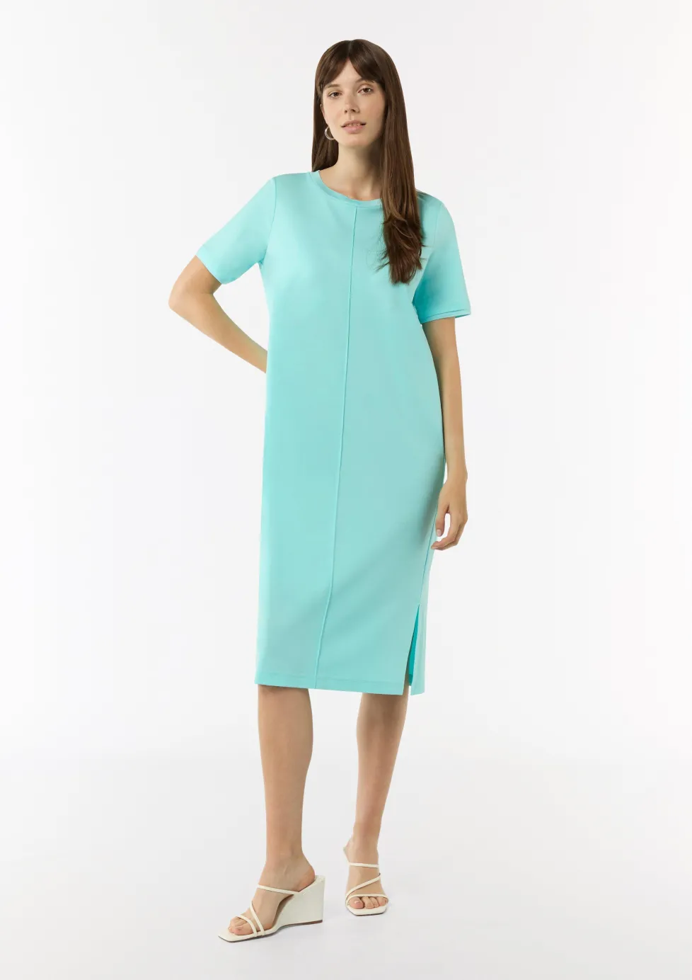 T-Shirt-Kleid mit seitlich geschlitztem Saum