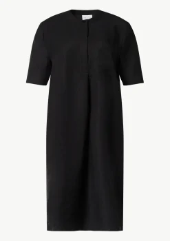 T-Shirt-Kleid mit Stehkragen