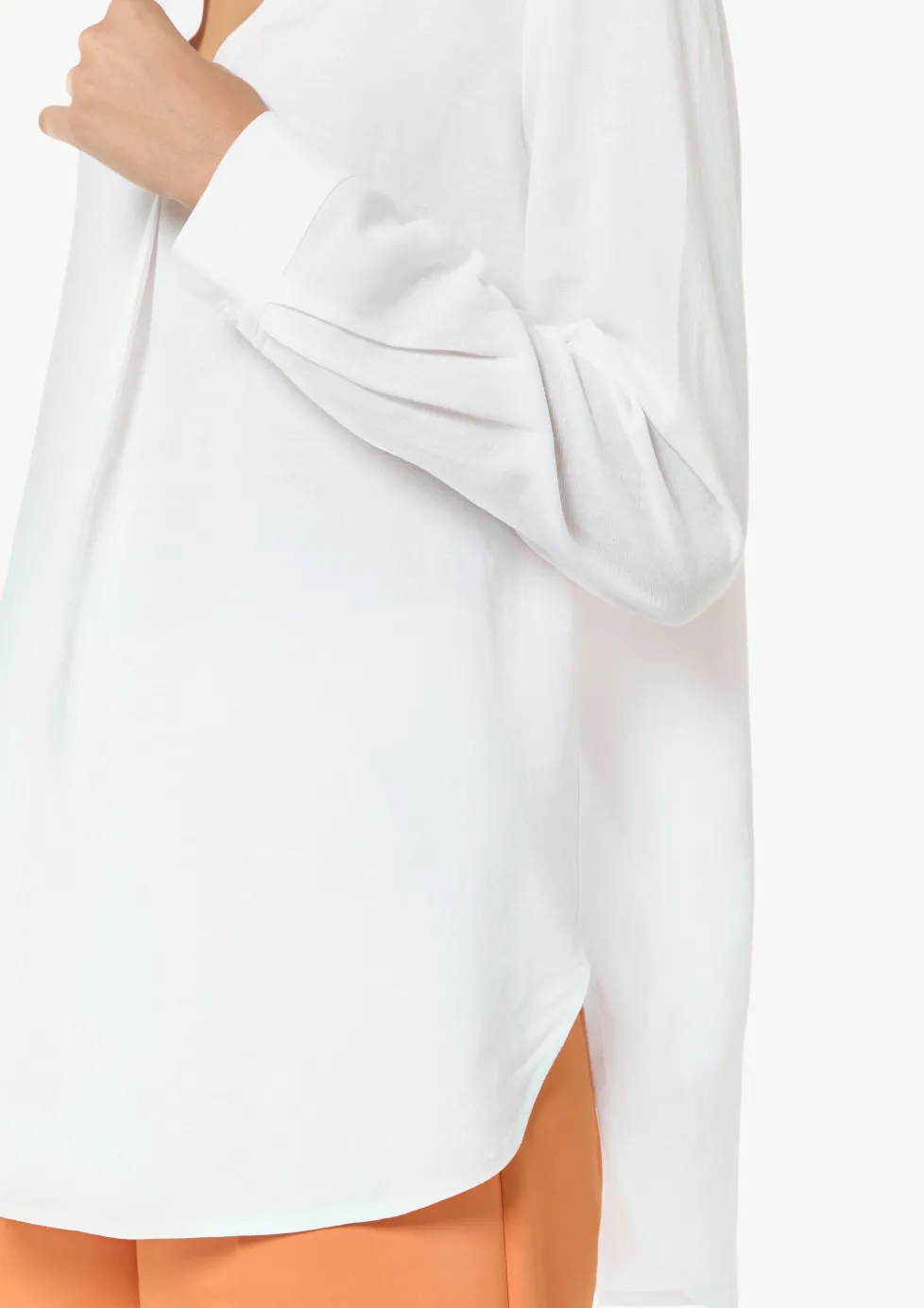 Tunikabluse aus Leinenmix