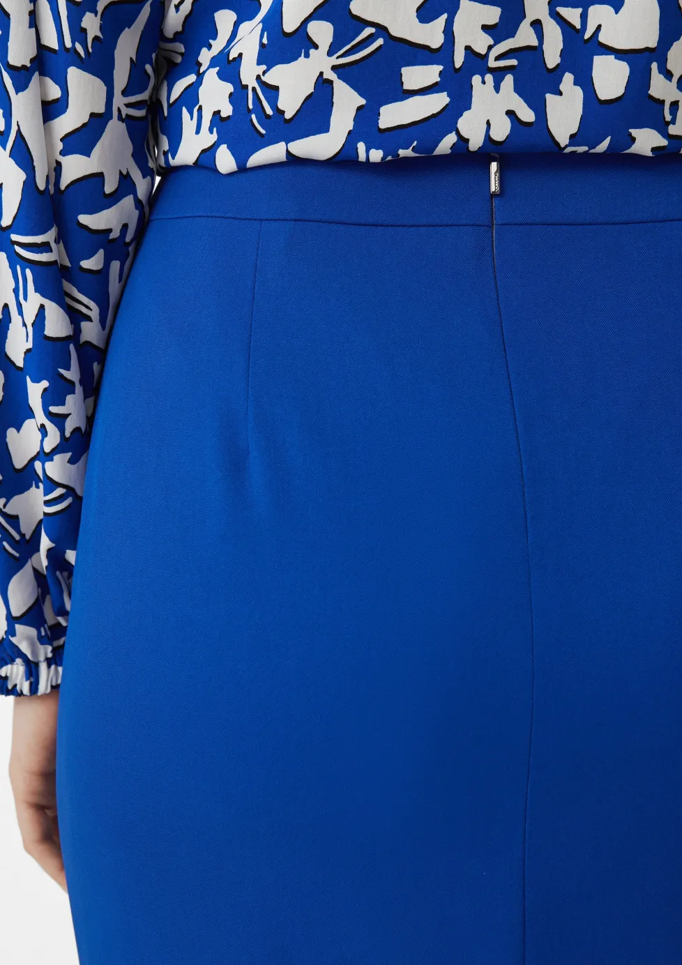 Twillrock mit Ziernähten