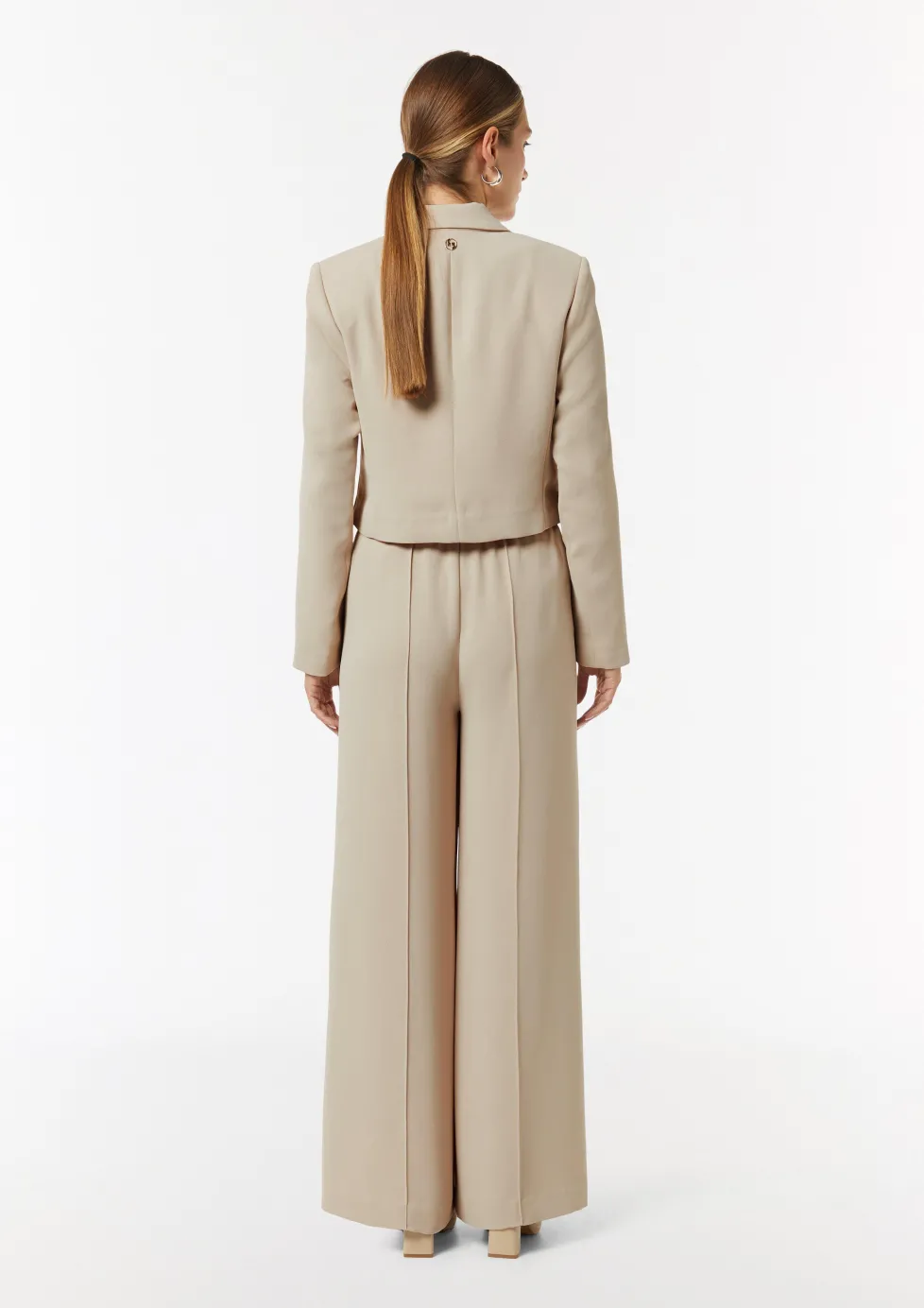 Verkürzter Blazer mit Reverskragen