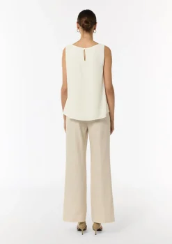 Viskosebluse mit Crêpestruktur