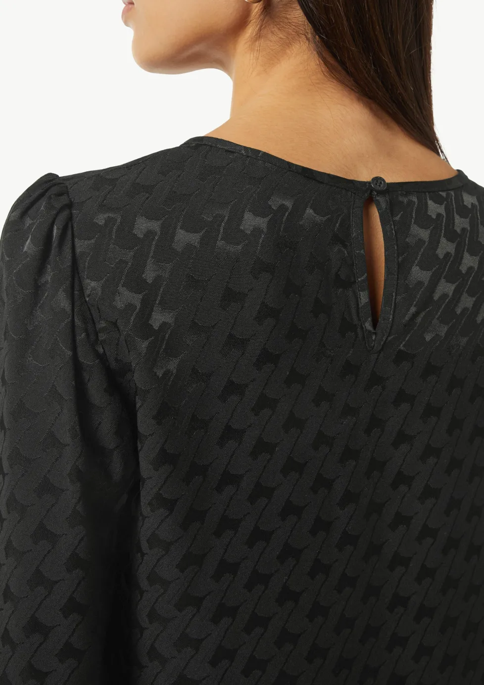 Viskosebluse mit Hahnentrittmuster