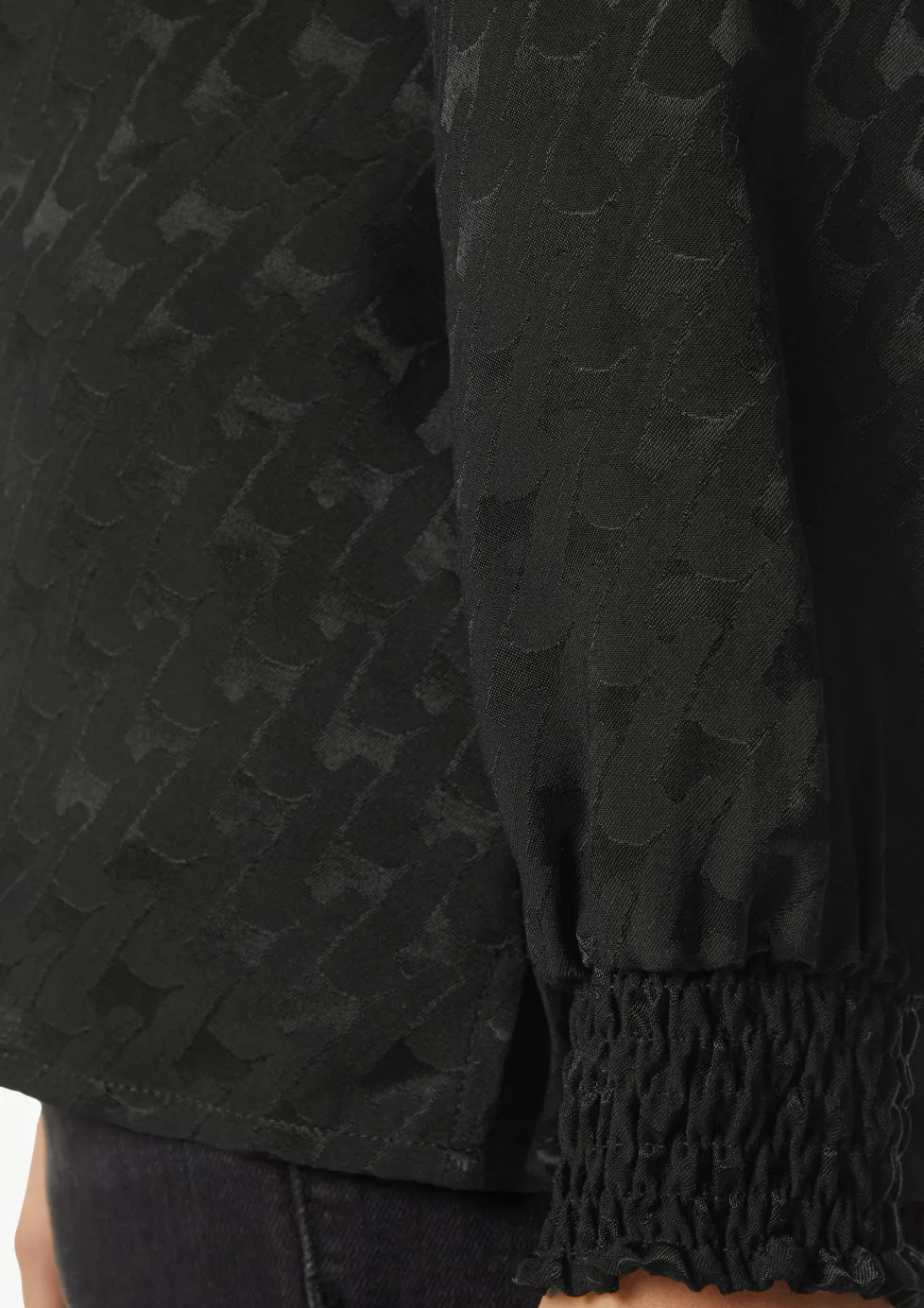 Viskosebluse mit Hahnentrittmuster