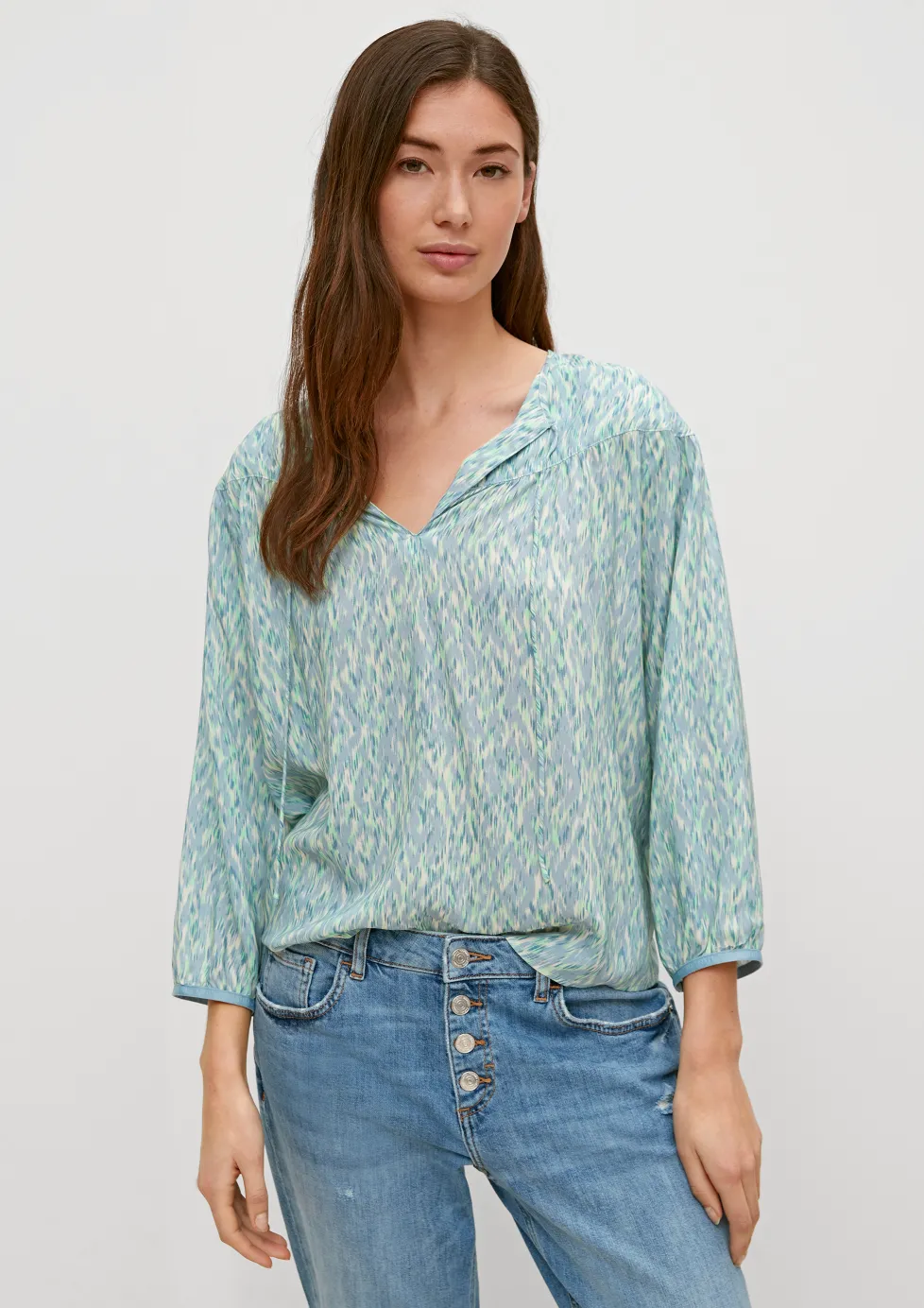 Viskosebluse mit Tunika-Ausschnitt