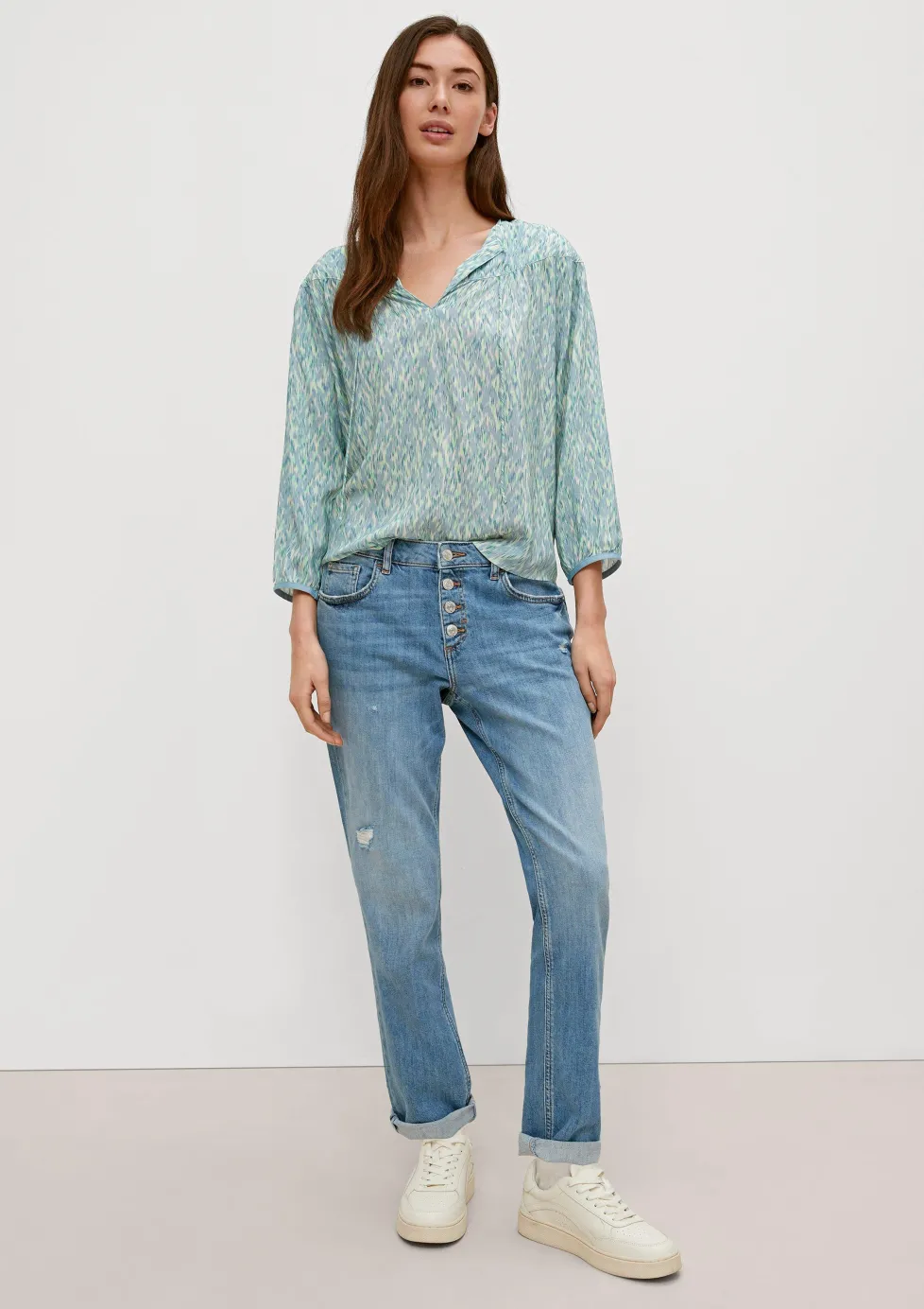 Viskosebluse mit Tunika-Ausschnitt