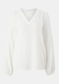 Viskosebluse mit V-Ausschnitt