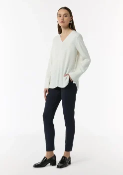 Viskosebluse mit V-Ausschnitt