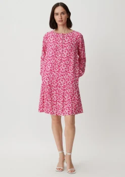 Viskosekleid aus Popeline