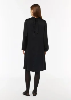 Web-Kleid mit Schleifen-Detail