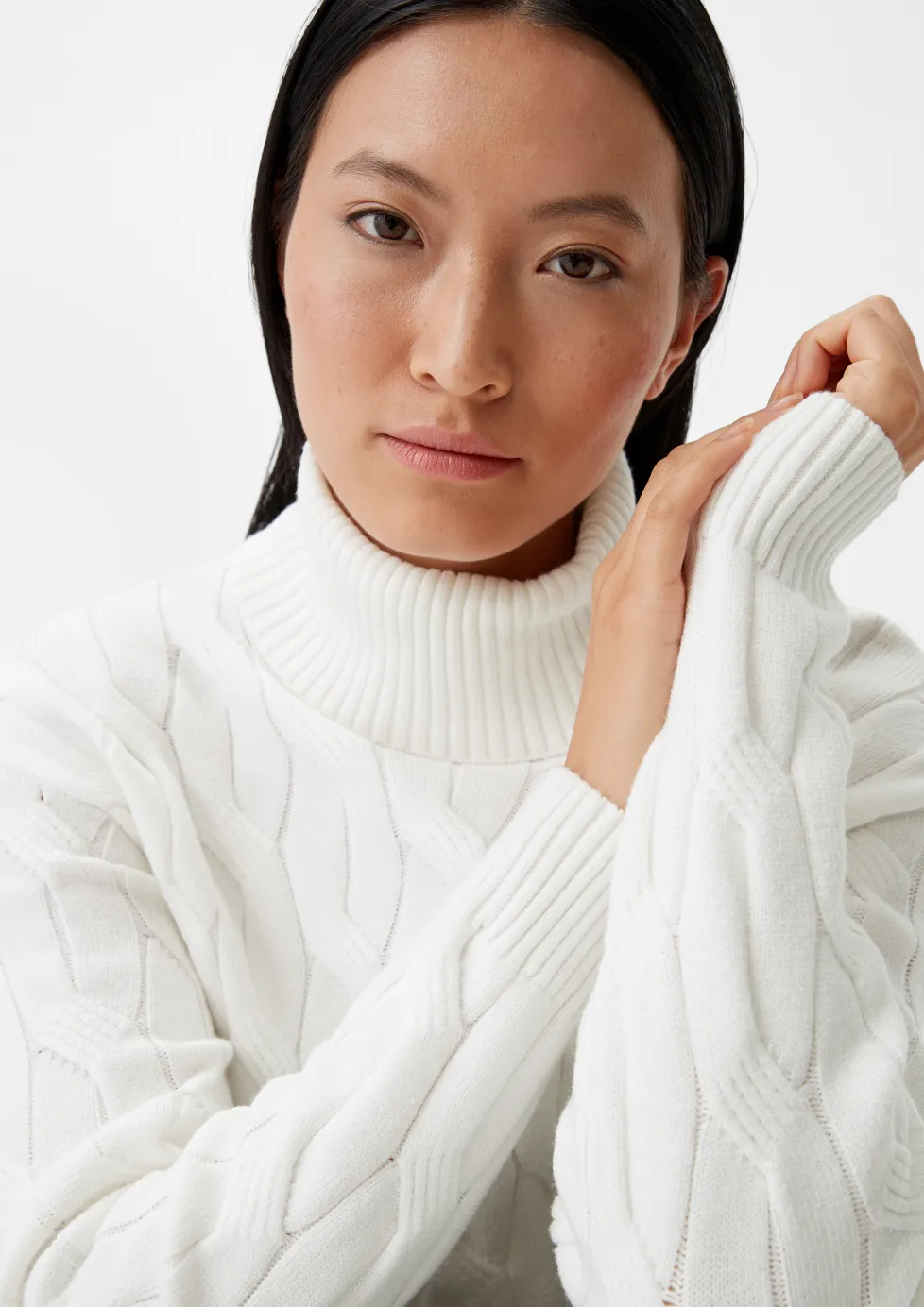 Weicher Pullover mit Strickmuster