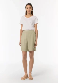 Weite Bermuda aus fließendem Viskosetwill