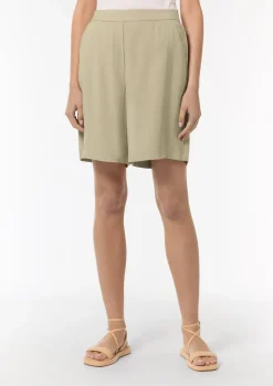 Weite Bermuda aus fließendem Viskosetwill