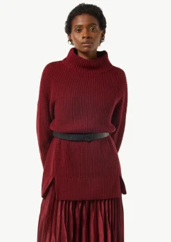 Wendegürtel mit lederbezogener Logoschließe