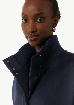 Wollmantel mit geripptem Kragen und Ärmeln