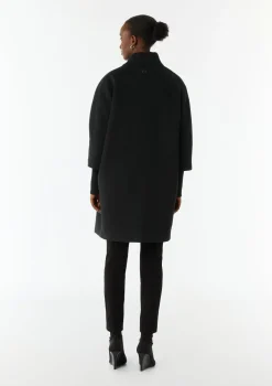 Wollmantel mit geripptem Kragen und Ärmeln